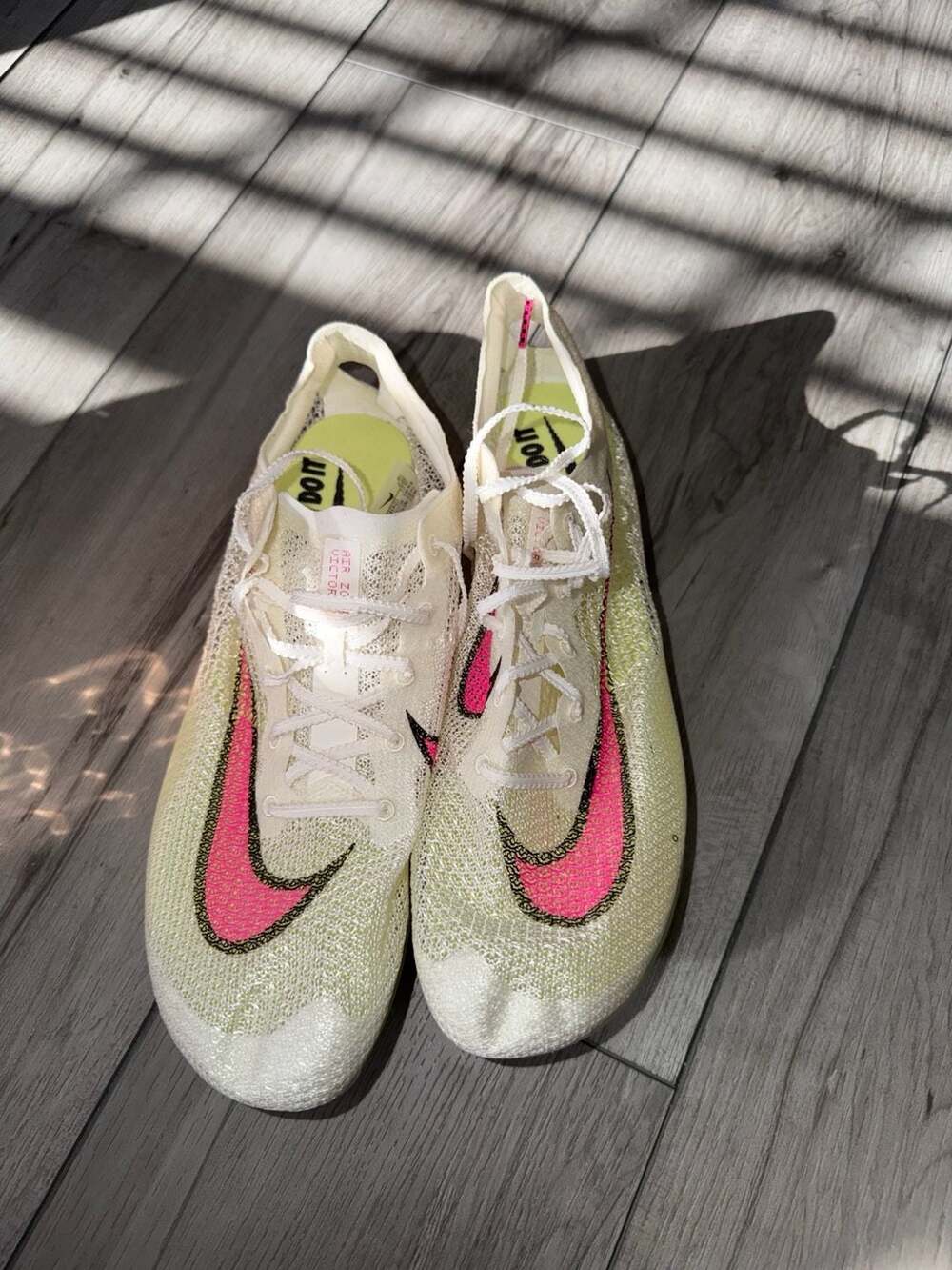 Nike Air Zoom Victory Track & Field Distance Spikes Sail Fierce Pink CD4385-101